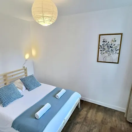 Wonderhost, Avenue En Coeur De
